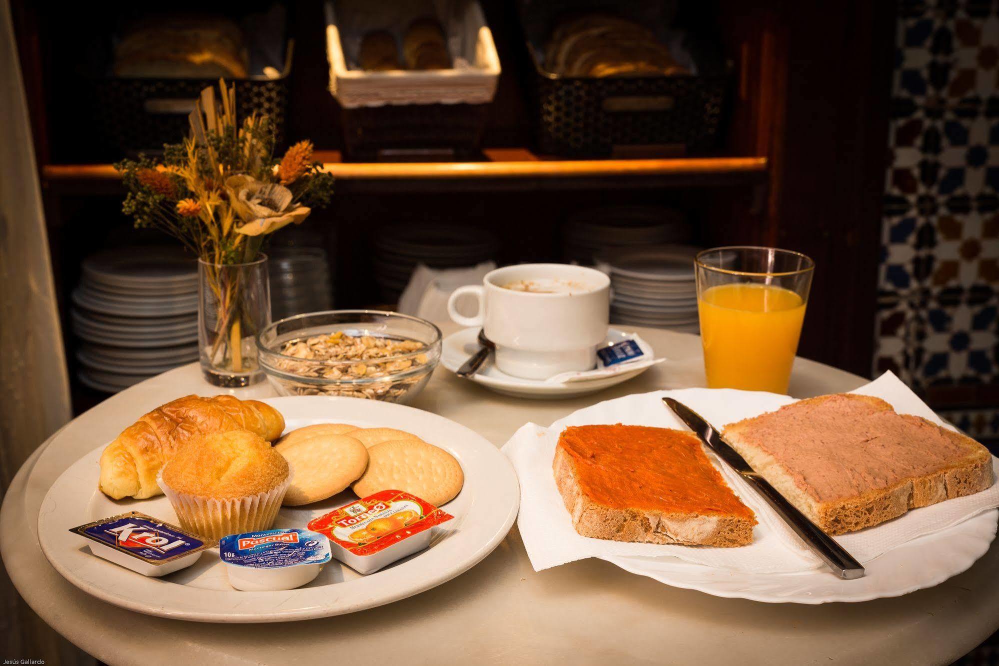 Bed & Breakfast Naranjo Sevilla Eksteriør bilde